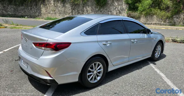 2021 Hyundai Sonata — foto 4 / 13