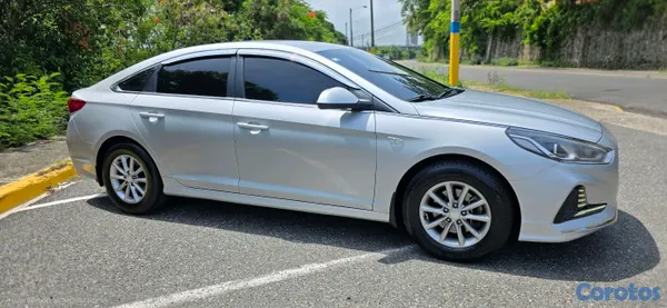 2021 Hyundai Sonata — foto 5 / 13