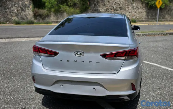 2021 Hyundai Sonata — foto 7 / 13