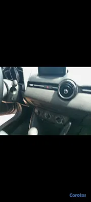 2016 Mazda Demio — foto 5 / 11