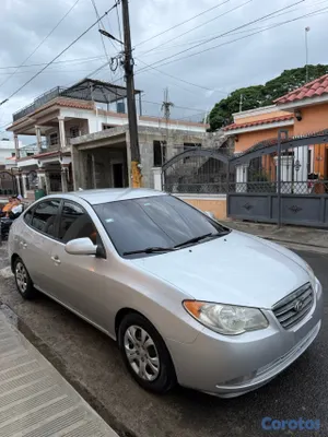 2010 Hyundai Elantra — foto 5 / 10