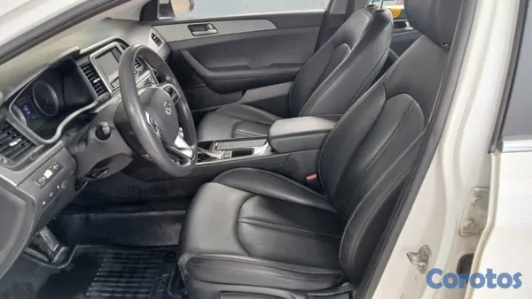 2020 Hyundai VENDO HYUNDAI NEW RISE 2020 INICIAL 180,000 FINANC — foto 6 / 10