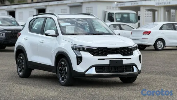 2027 Kia Sonet — foto 3 / 9