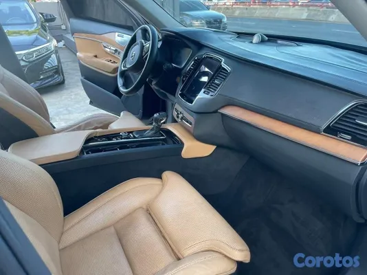 2016 Volvo Xc90 — foto 7 / 10