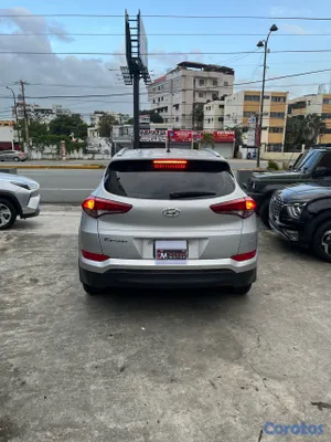 2017 Hyundai Tucson — foto 7 / 13