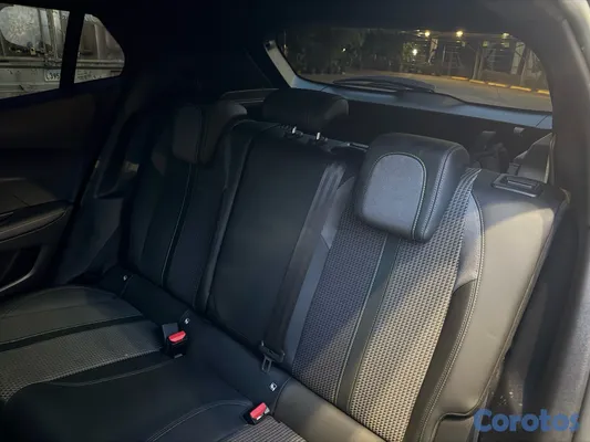 2023 Peugeot 2008 GT Line (Año 2023) — foto 10 / 13
