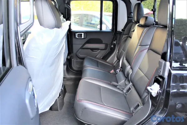 2024 Jeep Rubicon — foto 7 / 11