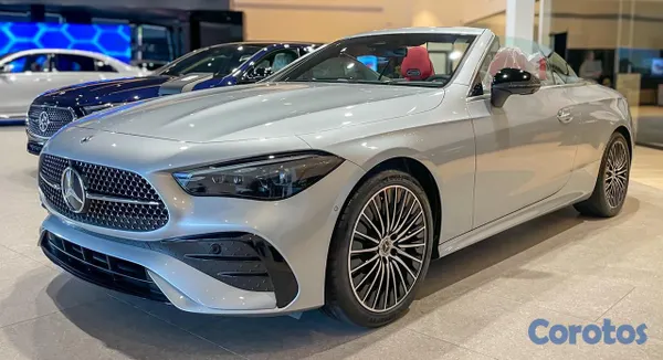 2026 Mercedes-Benz Clase CLE 300 4Matic Cabriolet — foto 2 / 16