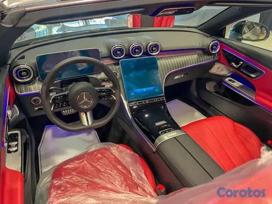 2026 Mercedes-Benz Clase CLE 300 4Matic Cabriolet — foto 13 / 16