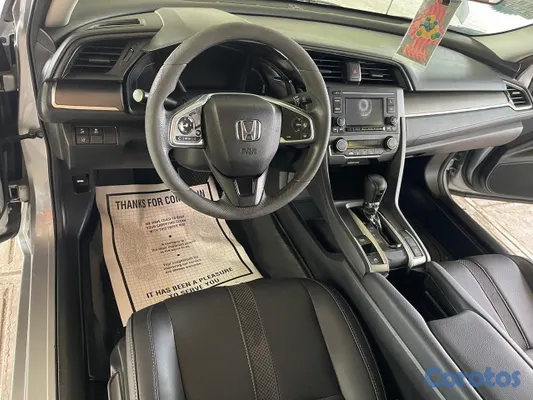 2021 Honda Civic — foto 8 / 13