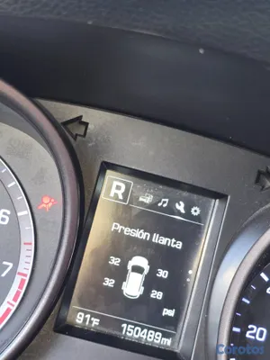 2018 Hyundai Santa Fe — foto 7 / 9