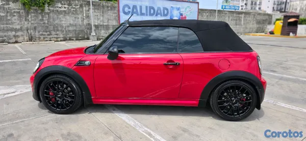 2011 Mini Cabrio — foto 7 / 20