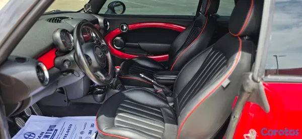 2011 Mini Cabrio — foto 13 / 20