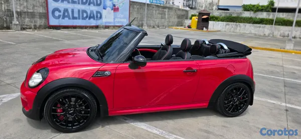 2011 Mini Cabrio — foto 17 / 20