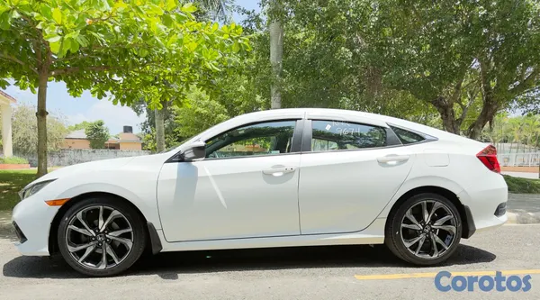 2020 Honda Civic — foto 2 / 10