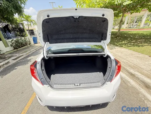 2020 Honda Civic — foto 10 / 10