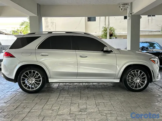 2026 Mercedes-Benz Clase GLE — foto 4 / 10