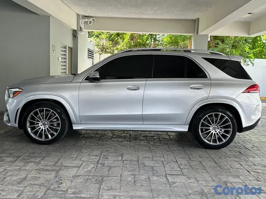 2026 Mercedes-Benz Clase GLE — foto 9 / 10