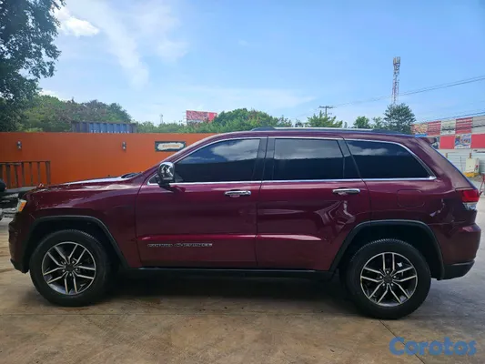 2020 Jeep Grand Cherokee — foto 2 / 12