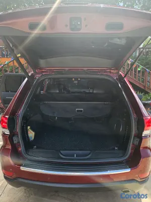 2020 Jeep Grand Cherokee — foto 6 / 12