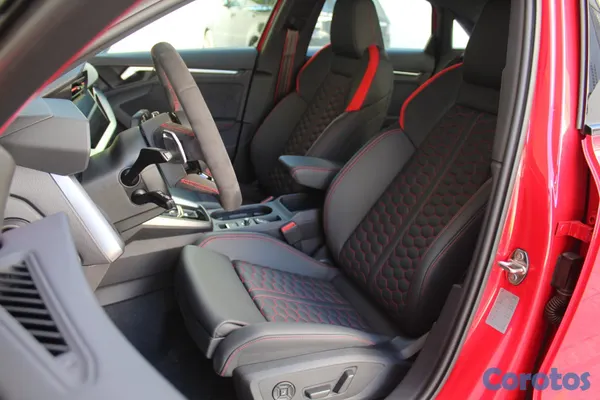 2023 Audi RS3 — foto 8 / 10