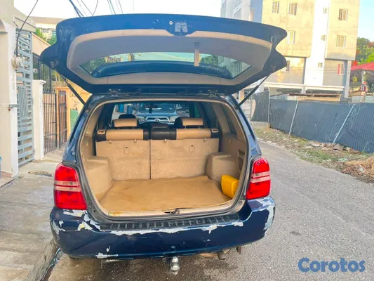 2001 Toyota Highlander — foto 4 / 28