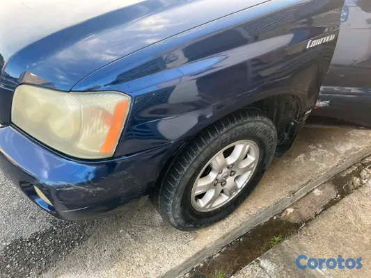 2001 Toyota Highlander — foto 11 / 28