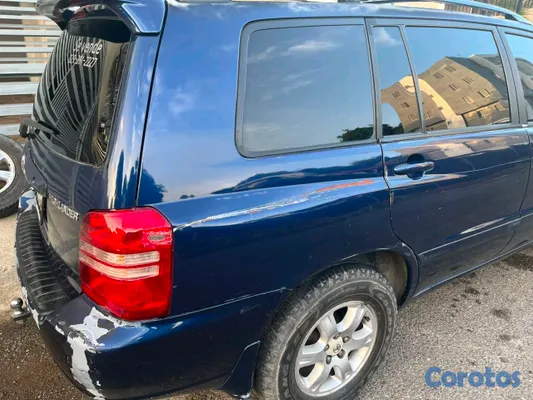 2001 Toyota Highlander — foto 14 / 28