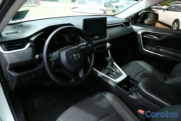 2020 Toyota Rav-4 — foto 4 / 7