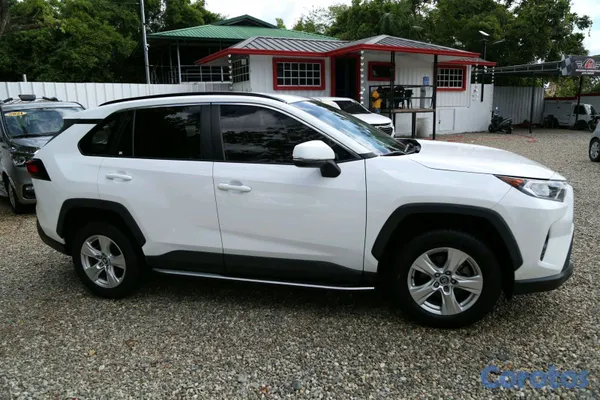 2020 Toyota Rav-4 — foto 7 / 7