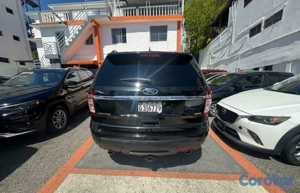 2014 Ford Explorer — foto 10 / 10