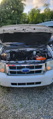 2011 Ford Escape — foto 4 / 10