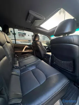 2013 Toyota Land Cruiser — foto 2 / 11