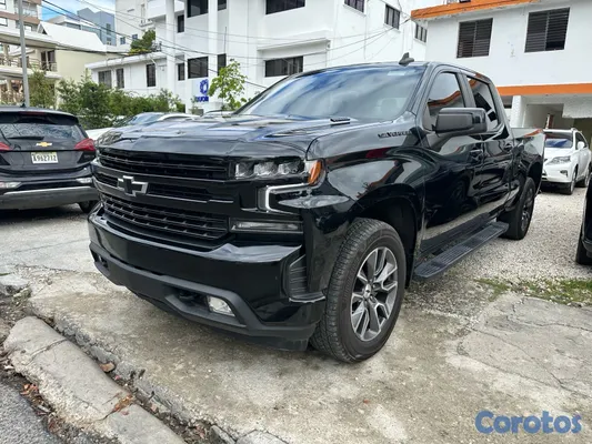 2021 Chevrolet Silverado — foto 2 / 10