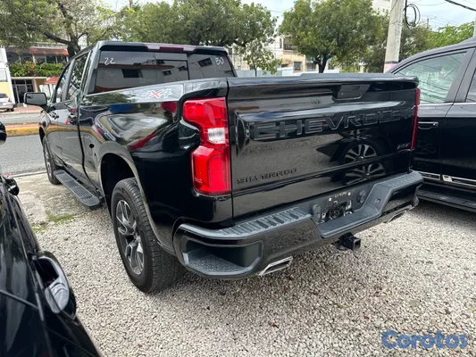 2021 Chevrolet Silverado — foto 4 / 10