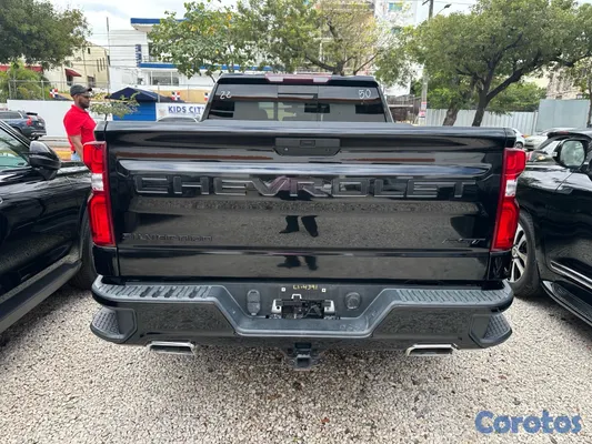 2021 Chevrolet Silverado — foto 6 / 10
