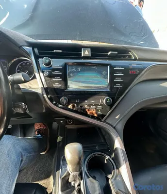 2019 Toyota Camry — foto 3 / 9