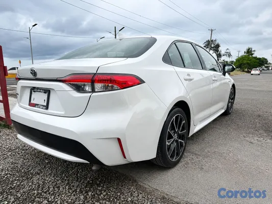 2021 Toyota Corolla — foto 3 / 7