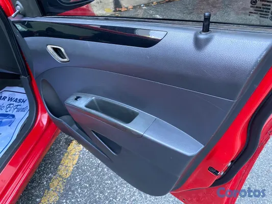 2011 Chevrolet Spark — foto 5 / 7