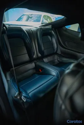 2024 Ford Mustang — foto 8 / 12