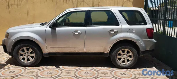 2009 Ford Escape — foto 8 / 9