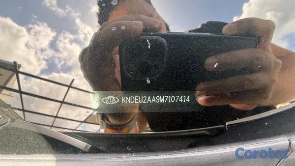 2021 Kia Seltos — foto 10 / 11