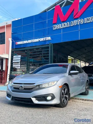 2018 Honda Civic — foto 2 / 10