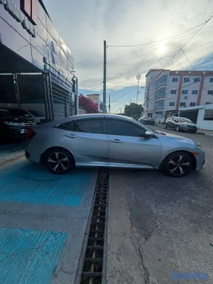 2018 Honda Civic — foto 6 / 10
