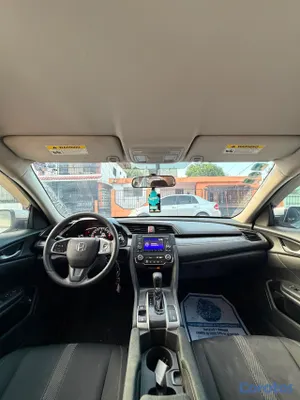 2018 Honda Civic — foto 9 / 10