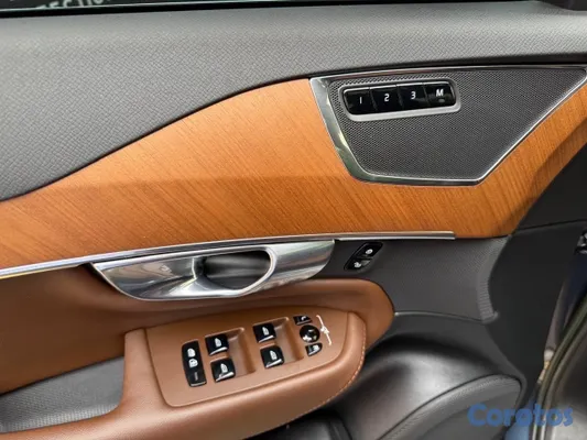 2023 Volvo Xc90 — foto 11 / 14