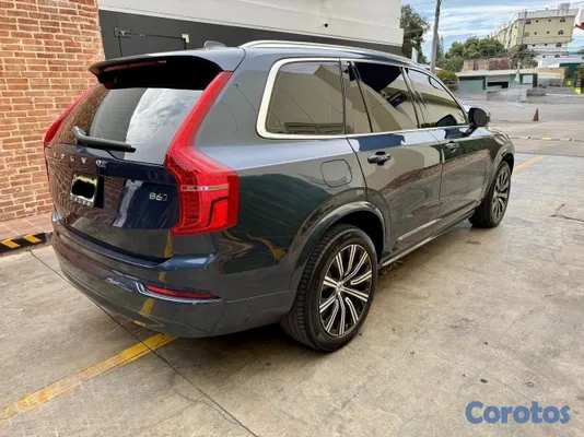 2023 Volvo Xc90 — foto 12 / 14