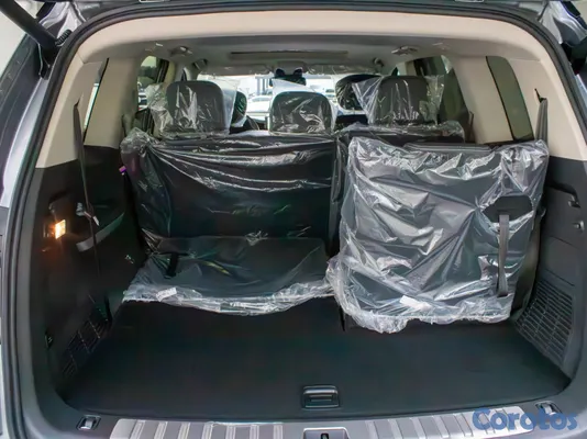 2026 Maxus D90 — foto 9 / 10