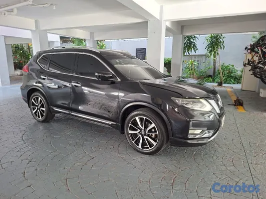 2021 Nissan X-Trail — foto 2 / 11