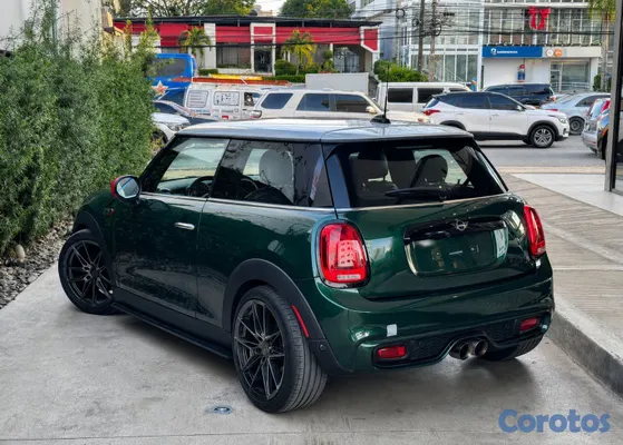 2019 Mini Hard Top — foto 2 / 7